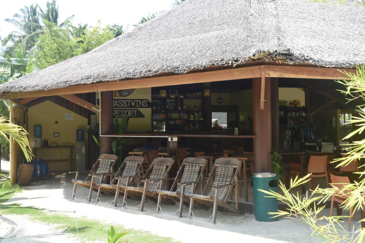 Jonas And Twins Hotel General Luna (Surigao del Norte)